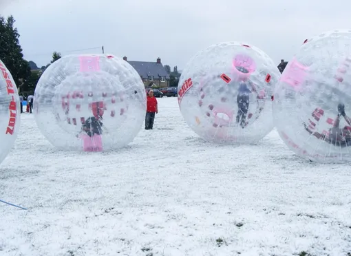 Зимний зорбинг