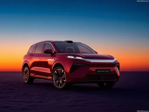 BYD Atto 8 SUV BYD Atto 8 SUV