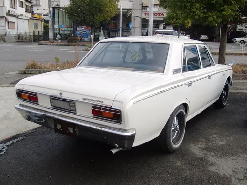Toyota Crown S50 rear