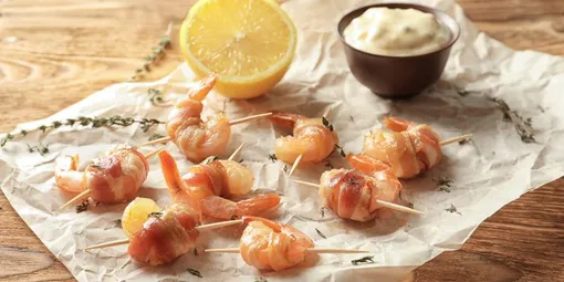 острые креветки в беконе рецепт фото новогодняя закуска праздничный стол