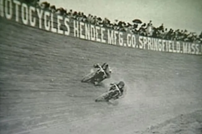 Навмахия и подбрасывание лисы: исчезнувшие виды спорта