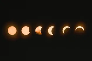 Книга майя, которая могла предсказывать затмения по всему миру