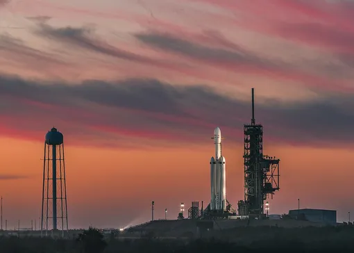 falcon heavy launch system