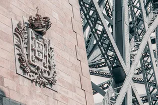 Угадаете страну по гербу? Всего 3 вопроса