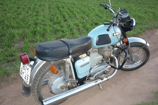 Иж-Планета 4