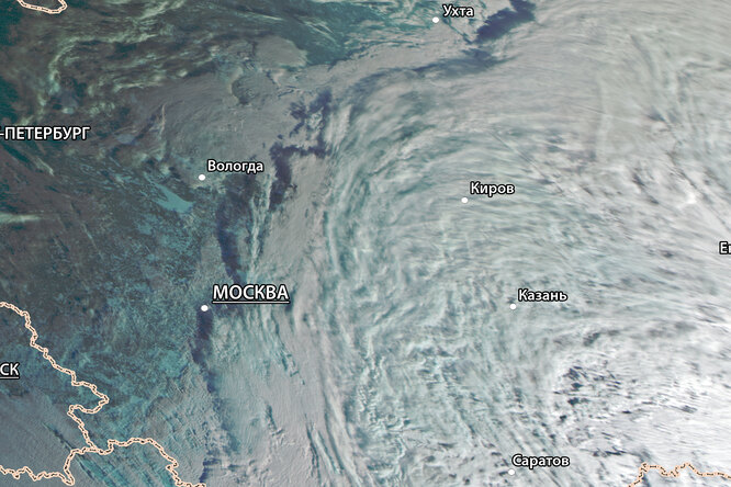 Идущий на Москву Арктический циклон показали из космоса