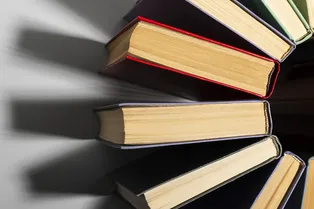 Всего одна фраза: назовите произведение русской классики по цитате