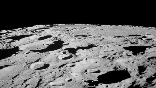 Лунная поверхность. NASA Лунная поверхность. NASA