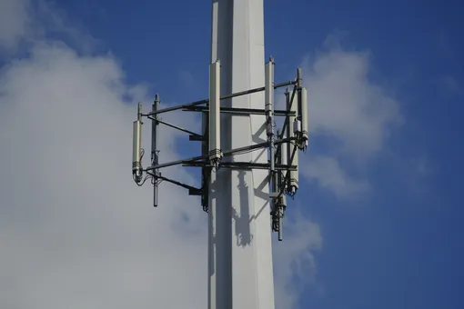 Ученые подвергли человеческие клетки воздействию 5G. И не нашли ничего страшного Ученые подвергли человеческие клетки воздействию 5G. И не нашли ничего страшного