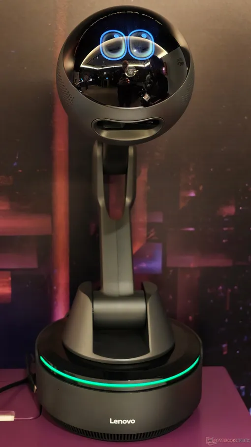 Новинки MWC 2026: необычный робот с искусственным интеллектом