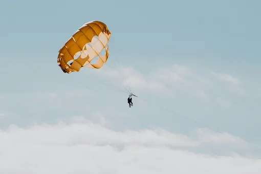 Парашютисты Парашютисты
