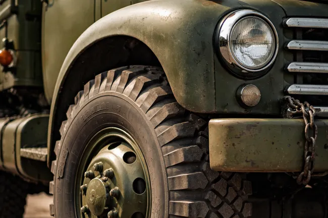 ГАЗ, ГАЗ или... ГАЗ? Угадайте родной внедорожник, зная 3 факта о нем