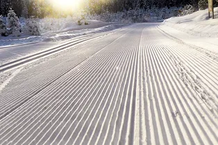 Как работает ратрак — удивительная машина, прокладывающая лыжные трассы