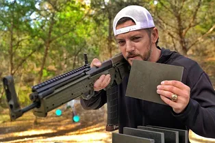 Выдержит ли кубик из углеволокна выстрел из огнестрела?