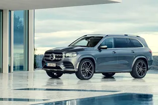 Mercedes-Benz показал флагманский кроссовер Mercedes-Benz показал флагманский кроссовер