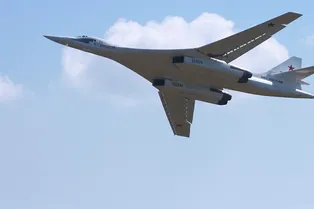 Полёт Ту-160 над Балтикой запечатлели на видео Полёт Ту-160 над Балтикой запечатлели на видео