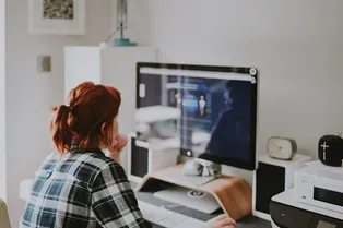 Работа из дома может ухудшать психическое здоровье: ученые выяснили почему Работа из дома может ухудшать психическое здоровье: ученые выяснили почему