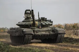 Российские танкисты потренировались в Лаосе Российские танкисты потренировались в Лаосе