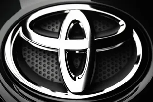 Toyota осенью выпустит две «подключенных» модели