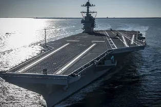 ВМФ США успешно испытал катапульту-рельсотрон для истребителей ВМФ США успешно испытал катапульту-рельсотрон для истребителей