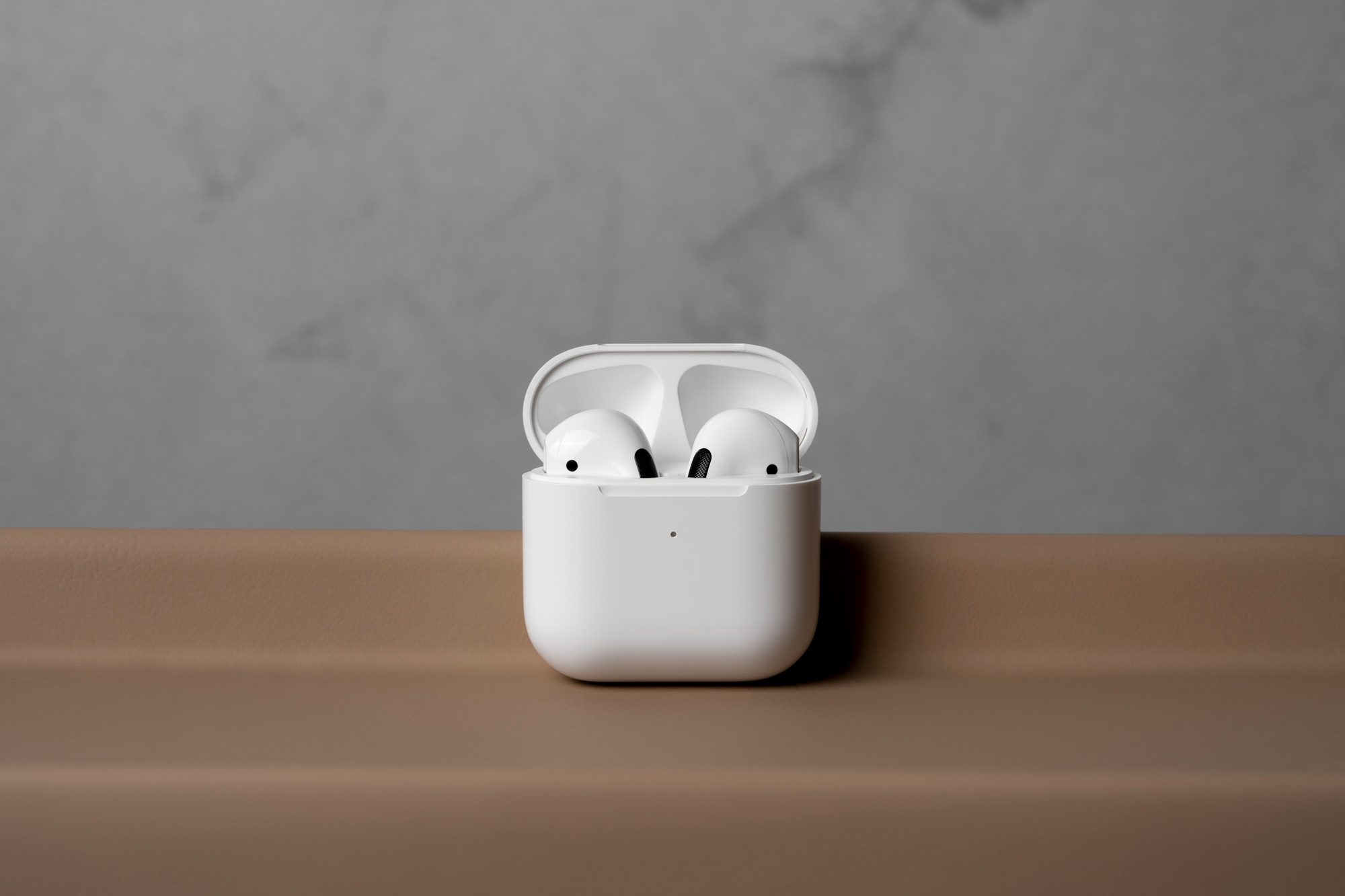 AirPods запретили перевозить в багаже: объясняет техноэксперт Ситнов