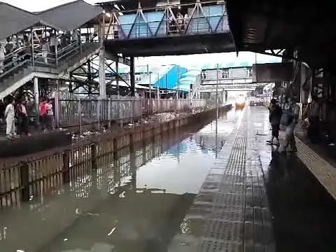 Нажми и смотри
