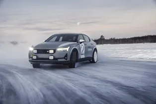 Арктическое ралли: Polestar представила электрический фастбэк для путешествий за Полярным кругом Арктическое ралли: Polestar представила электрический фастбэк для путешествий за Полярным кругом