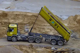 Какие бывают самосвалы: 5 самых необычных грузовиков со всего мира Какие бывают самосвалы: 5 самых необычных грузовиков со всего мира