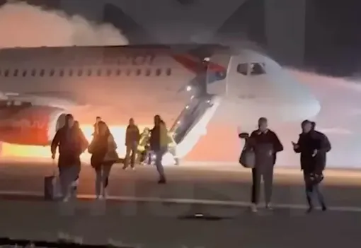 Авария самолета Sukhoi Superjet 100 на ВПП Антальи в ноябре 2024 года Авария самолета Sukhoi Superjet 100 на ВПП Антальи в ноябре 2024 года