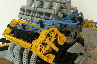 Двигатели Lego разрывает на части: зрелищная подборка Двигатели Lego разрывает на части: зрелищная подборка
