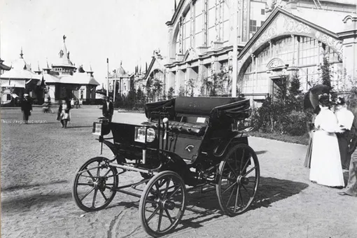Первому русскому автомобилю — 130 лет! С этого бензиномотора началась история отечественного автопрома Первому русскому автомобилю — 130 лет! С этого бензиномотора началась история отечественного автопрома