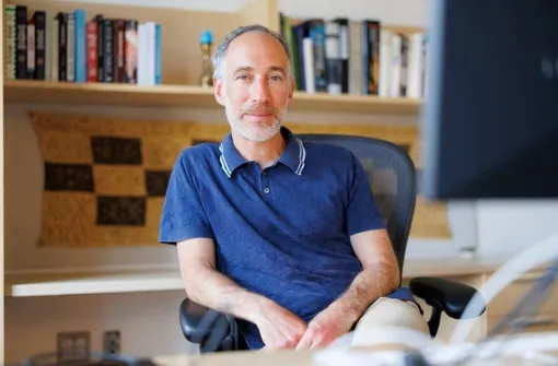 Дэвид Райх из Гарвардского университета, один из 68 соавторов нового исследования. / Дэвид Райх из Гарвардского университета, один из 68 соавторов нового исследования. /