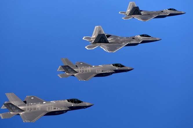 F-35 теряет малозаметность на сверхзвуке F-35 теряет малозаметность на сверхзвуке