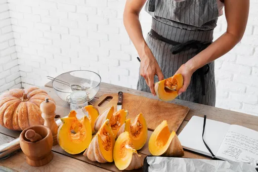 Тыква полезна, но если ее переесть, вас может настигнуть повышенное газообразование в кишечнике... Вред тыквы