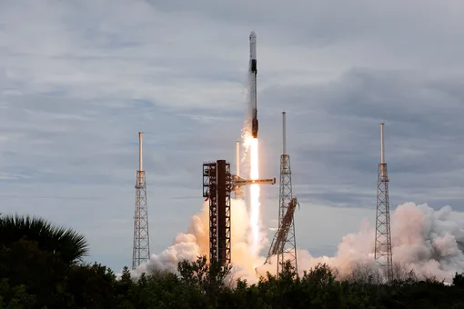 SpaceX запустила спутники для космических дата-центров и энергосетей SpaceX запустила спутники для космических дата-центров и энергосетей