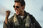 Тома Круза пригласили познакомиться с Су-57. Все из-за роли в фильме «Лучший стрелок»