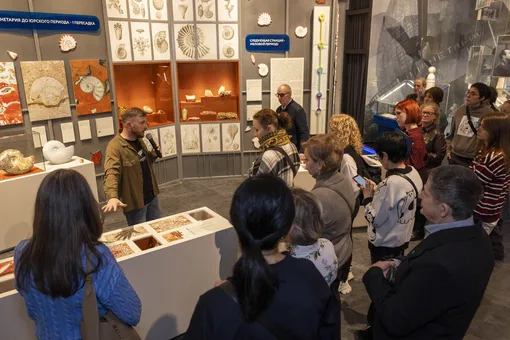 «Рейс в мезозой: Планетарий — Метро»: новая выставка «ТехИнсайдера» и Московского планетария открылась в декабре