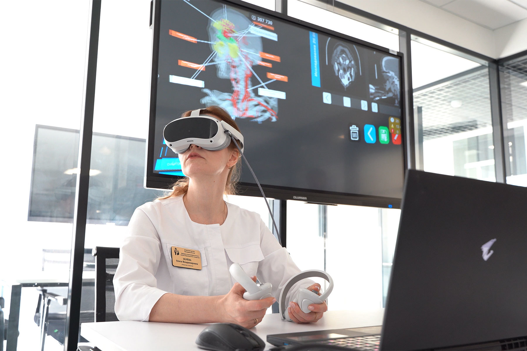 В Самаре разработали программное обеспечение для проведения VR-операций