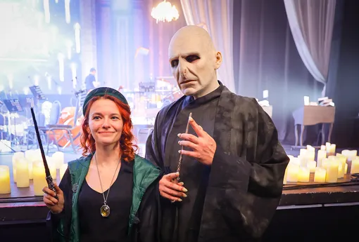 Шоу «Новый год в Хогвартсе» Шоу «Новый год в Хогвартсе»