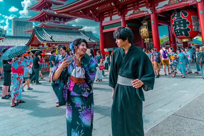 Власти Японии хотят споить молодежь: объявлен конкурс, чтобы увеличить их потребление алкоголя