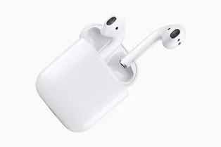 Почти десятилетие на рынке: какими были первые AirPods?