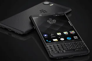 Facebook* подал в суд на BlackBerry Facebook* подал в суд на BlackBerry