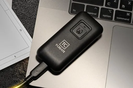 Нажмите кнопку, и SSD-накопитель уничтожит все данные: странный западный гаджет Нажмите кнопку, и SSD-накопитель уничтожит все данные: странный западный гаджет