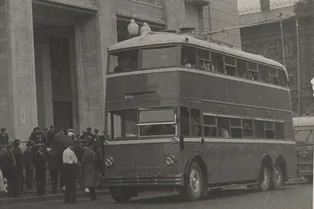 Первый и единственный двухэтажный троллейбус в СССР: история уникального ЯТБ-3