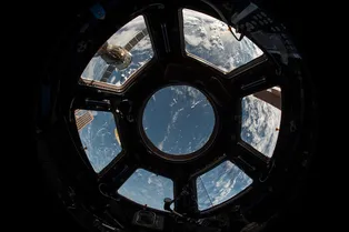 NASA считает, что МКС теряет воздух из-за россиян NASA считает, что МКС теряет воздух из-за россиян