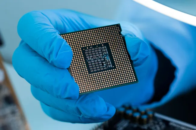 Электронная независимость: разработано отечественное оборудование для производства чипов