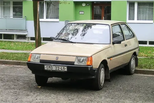 ЗАЗ-1102 таврия ЗАЗ-1102 таврия