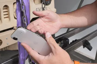 Ультратонкий iPhone Air проверили на прочность: результат вас удивит