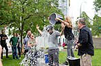 FDA одобрило препарат, который был профинансирован с помощью «Ice Bucket Challenge»