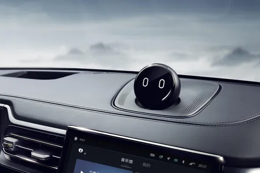 голосовой помощник nomi